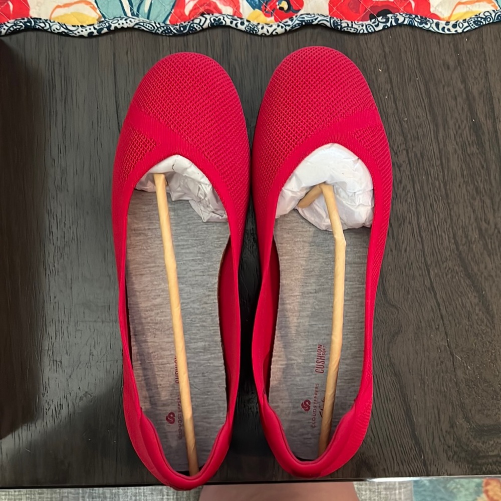 Clark’s Shoes - Picture 1 of 3